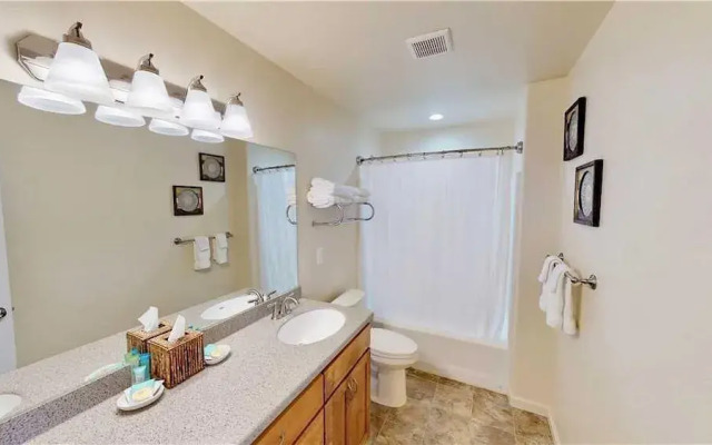Moab Trails Inn ~ C - 2 Br Duplex