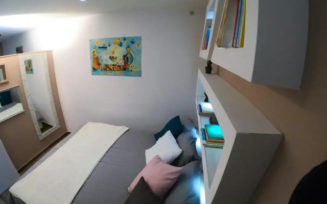 Blumon House