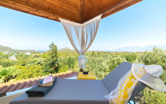 Olive Green Villa Heated Pool