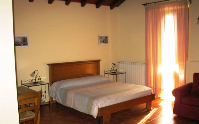 La pietra antica O' munti