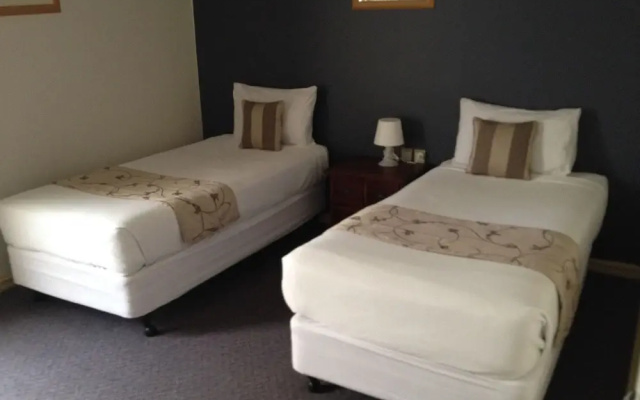 Silver Sands Resort