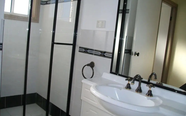The Peninsula, Duplex 02, 14