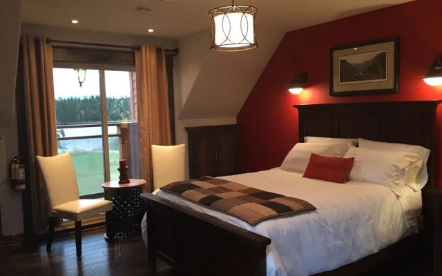Tranquil Waters Inn