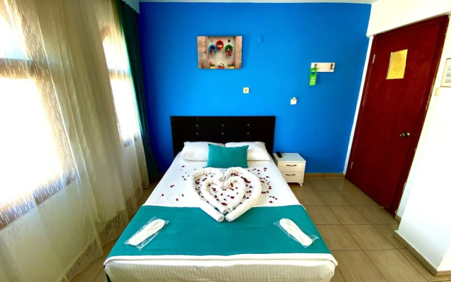 Sakin Otel