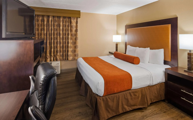 Best Western Crossroads Of The Bluffs