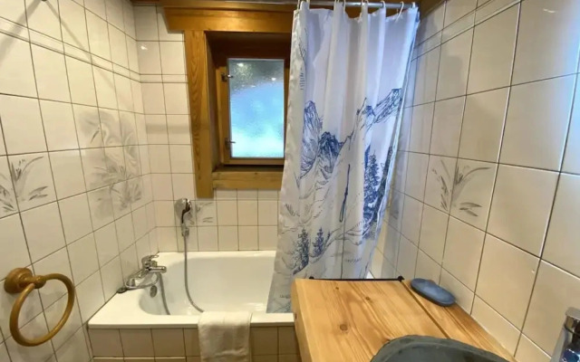 Chalet in La Bresse With Hot Tub & Mountain Views