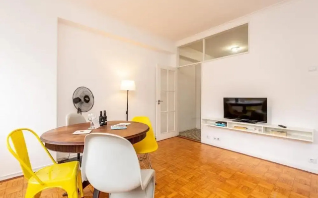 Feel Porto Stylish Flat IV