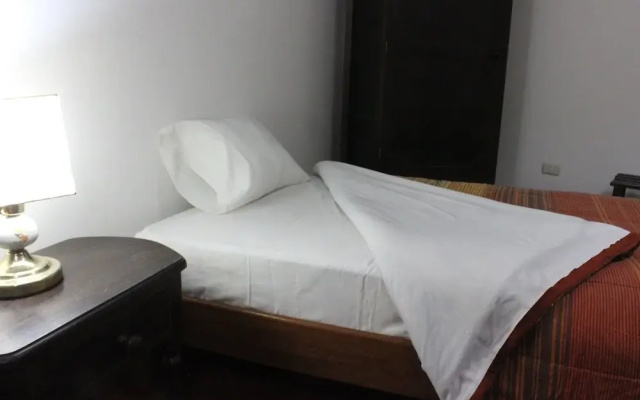 Chakus B & B