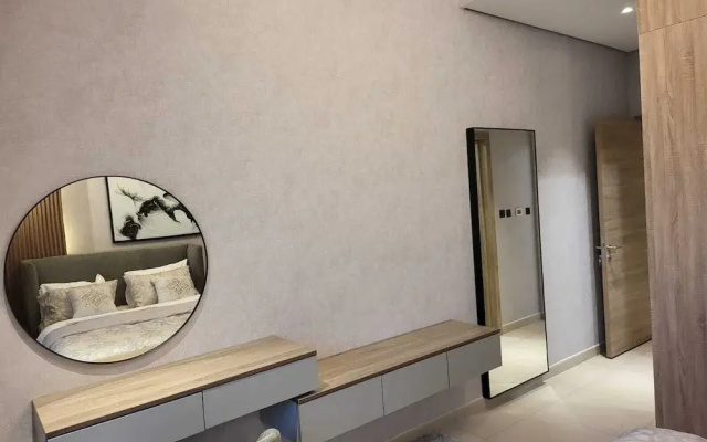 Апартаменты Mirdif Hills Apartaments