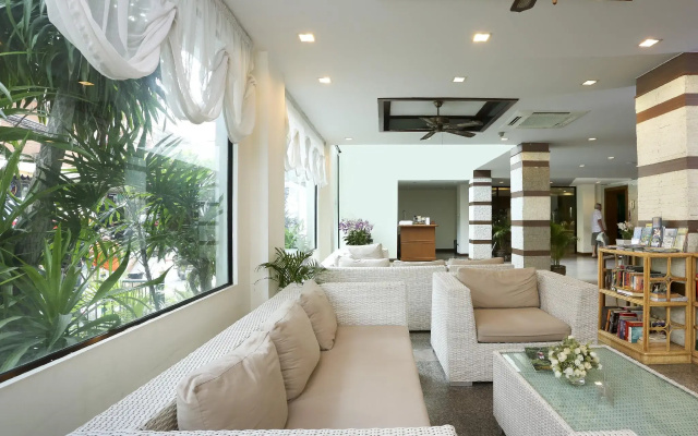 The One Hotel Bay Breeze Pattaya
