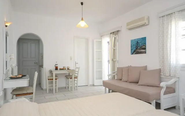 Naxos Dream Calypso Studios