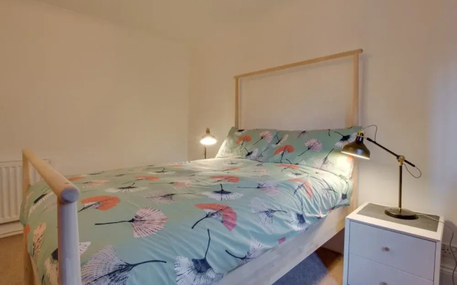 Modern Holiday Home in Saundersfoot With Garden