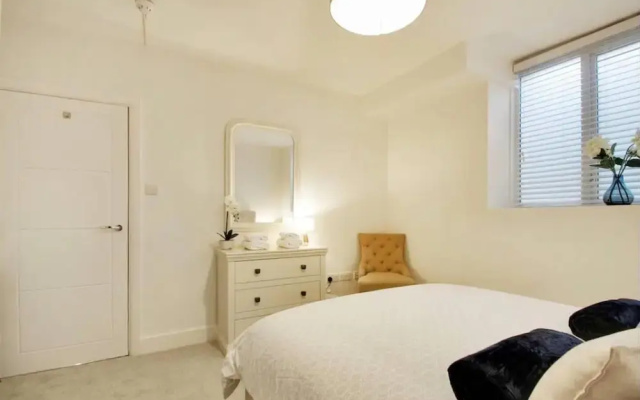 Stylish 1-bed Apartment - Heart of Tunbridge Wells
