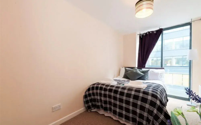 Greek Street Suites
