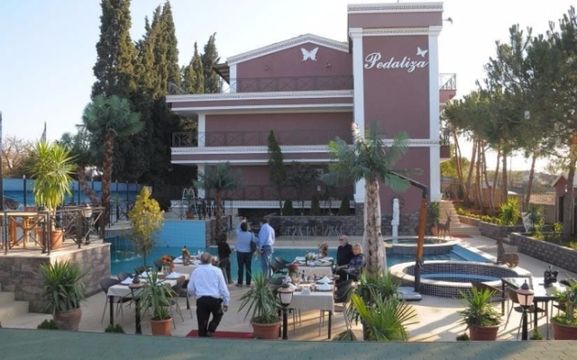 Отель Pedaliza Butik Otel Гебзе вид на фасад