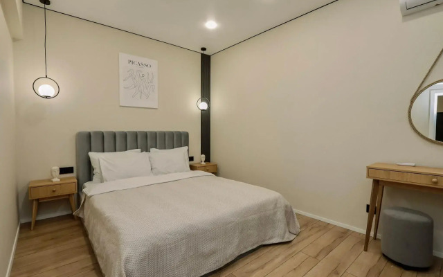 Апартаменты Privi House на Красной 140