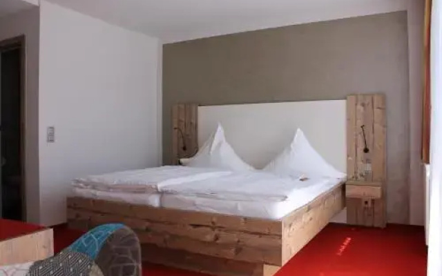 Hotel Salinensee