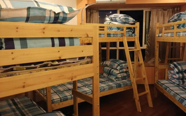 Chengdu Unqiue Youth Hostel