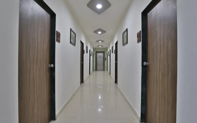 OYO 45328 Athiz Inn Somnath