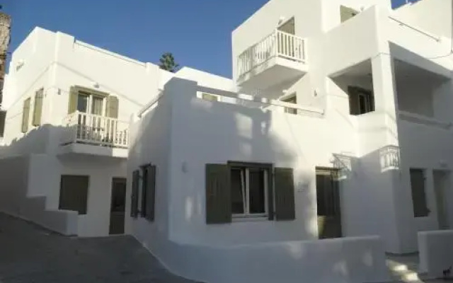 Guest House 3 Stars Naxos