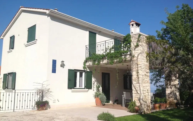 Villa Brumnic Apartments