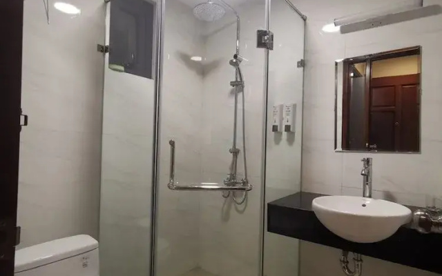 Huyhomestay Hotel  Apartment