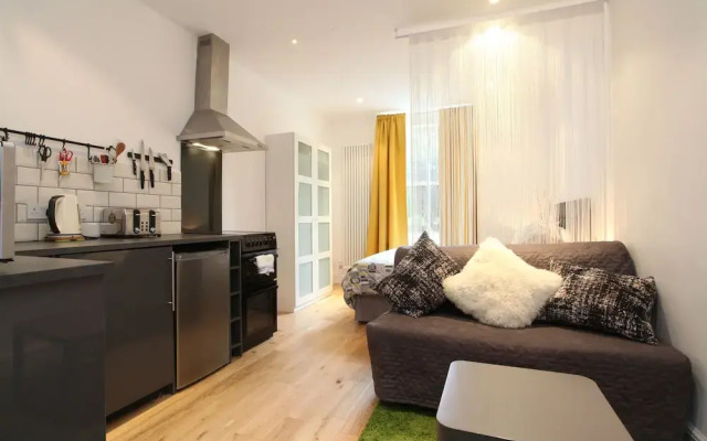 London Town House at Belsize Park Studio