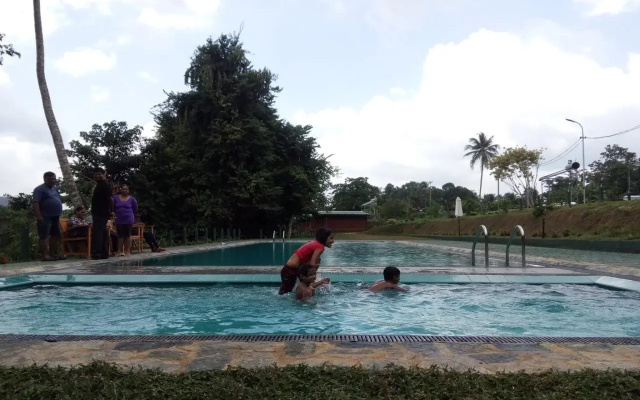 Ma Oya Retreat
