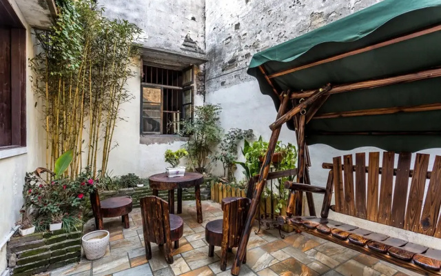 Wu Town Sijing Bieyuan Boutique Hostel