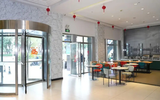 YESTE Hotel (Shenzhen Nanshan Qianhai Daxin subway station)