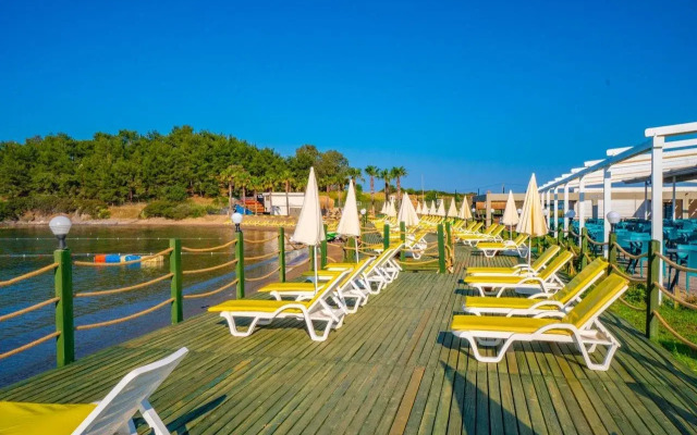 Karya Family Resort Hotel