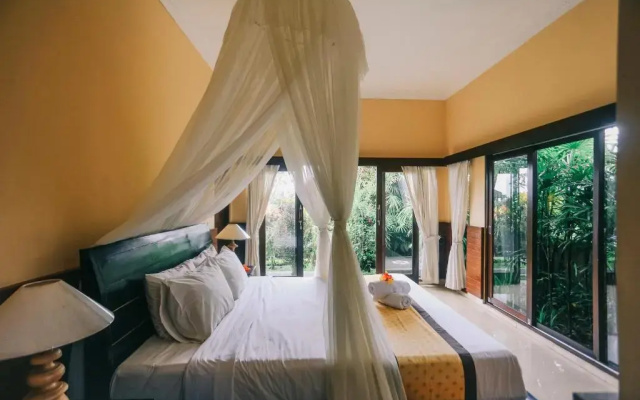 Puri Arta Villa