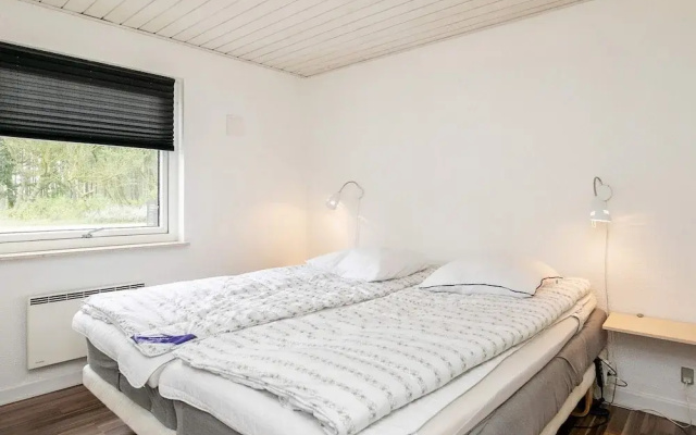 10 Person Holiday Home in Blavand