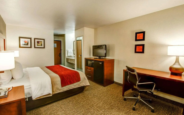Comfort Inn Fontana