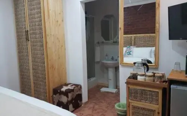 Aliwal Villa Guest Lodge