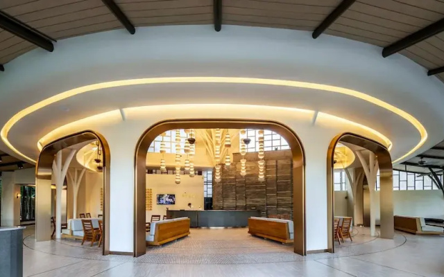 Luminous Resort & Spa by Areca