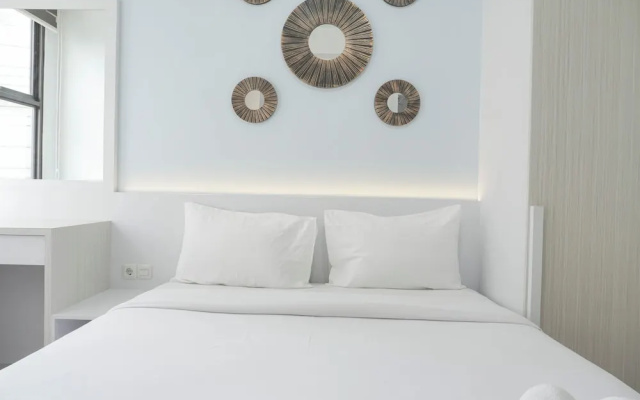 Nice And Elegant Studio At Transpark Cibubur Apartment