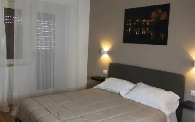 Roma suite Piramide