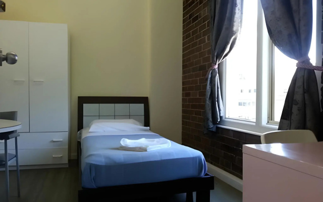 Central Private Hotel