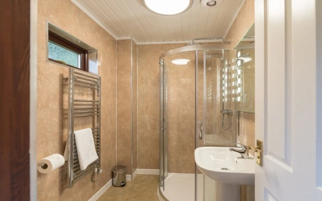 Primrose Lodge 3 With Hot Tub (h 2014) 57497