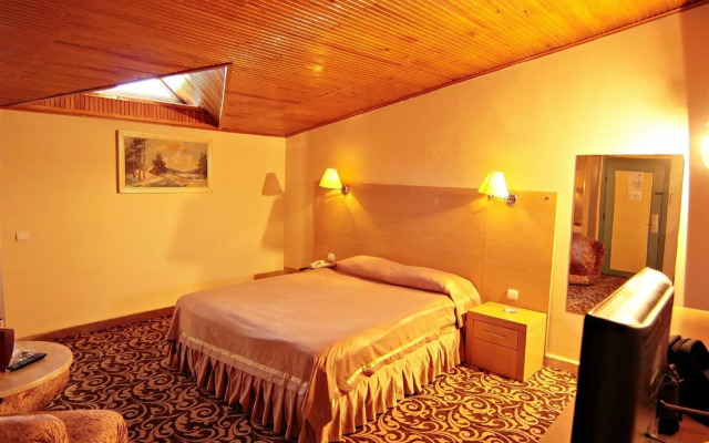 Gurtas Hotel
