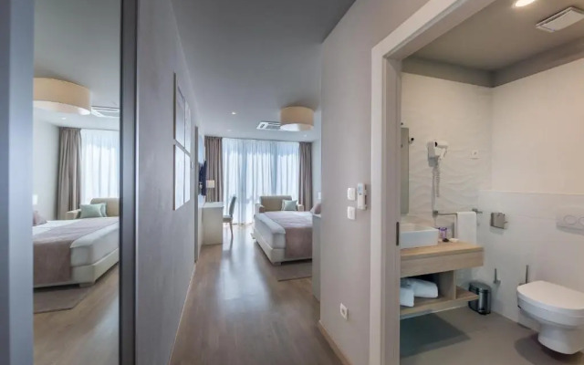 Preelook Apartments and Rooms