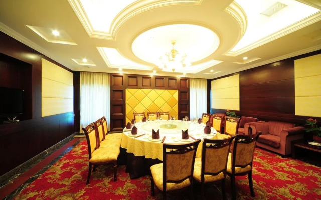 Tongxiang Zhouquan Yuanshun Hotel