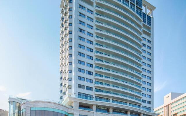 Wyndham Legend Halong Hotel вид на фасад