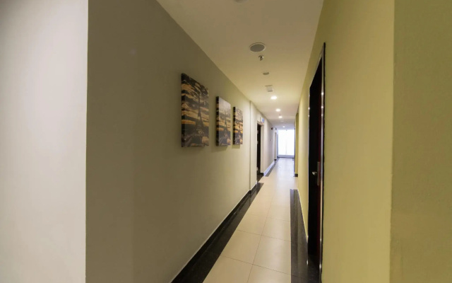 OYO Rooms OUG Plaza