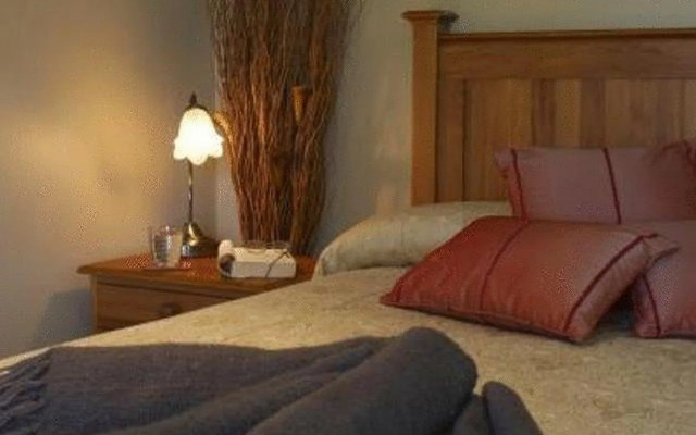 Misty Peaks Guesthouse