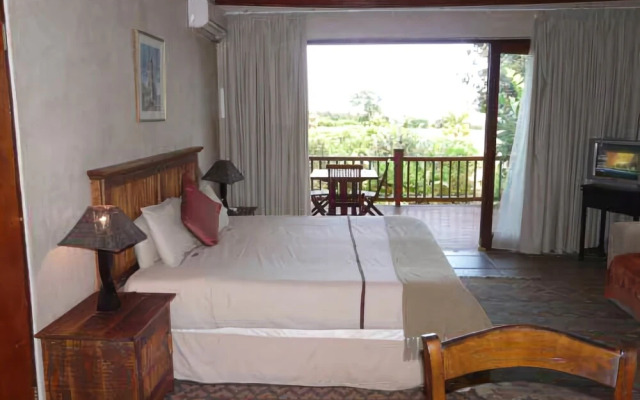 Crawfords Beach Lodge & Cabins