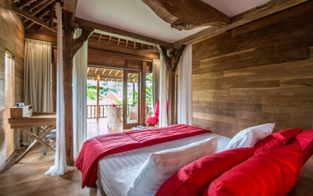 Marika Sawah Villa