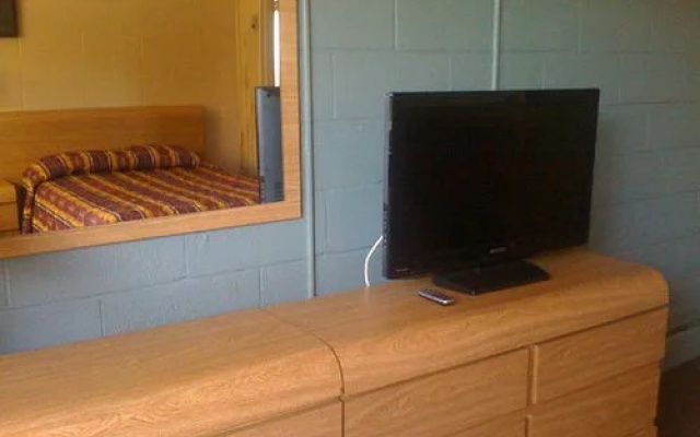Plantation Motel
