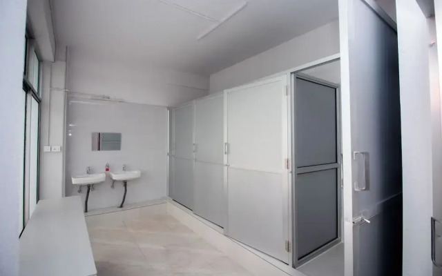 International Youth Hostel Inn